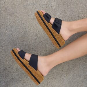 Crocs Brooklyn Woven Buckle - כפכפי פלטפורמה קרוקס לנשים עם סוליה קלועה
