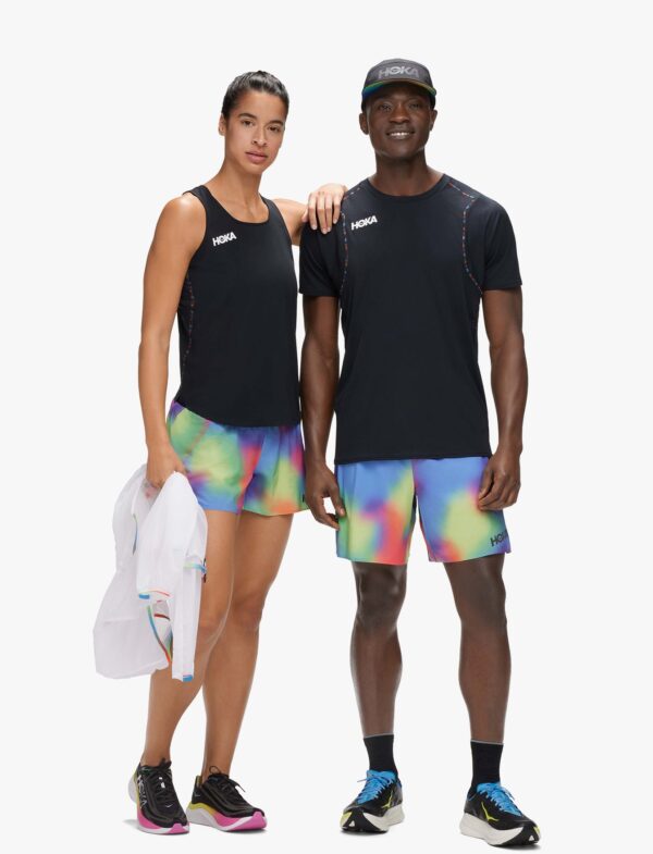 M HOKA Ultralite Jacket - מעיל רוח הוקה סקייפלואו לגברים לבן/מולטי