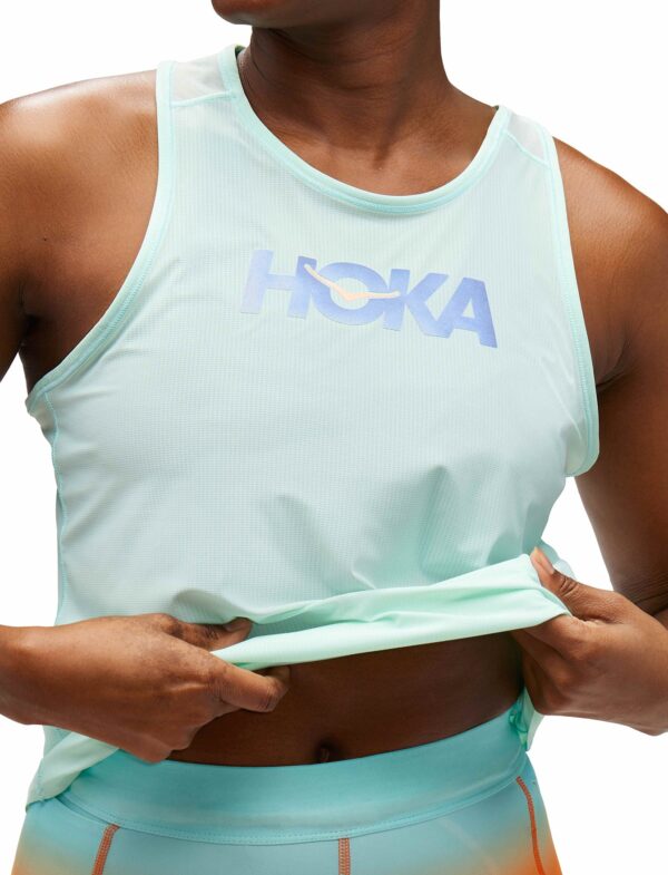 גופיית ריצה הוקה אירולייט לנשים - W HOKA AIROLITE RUN TANK