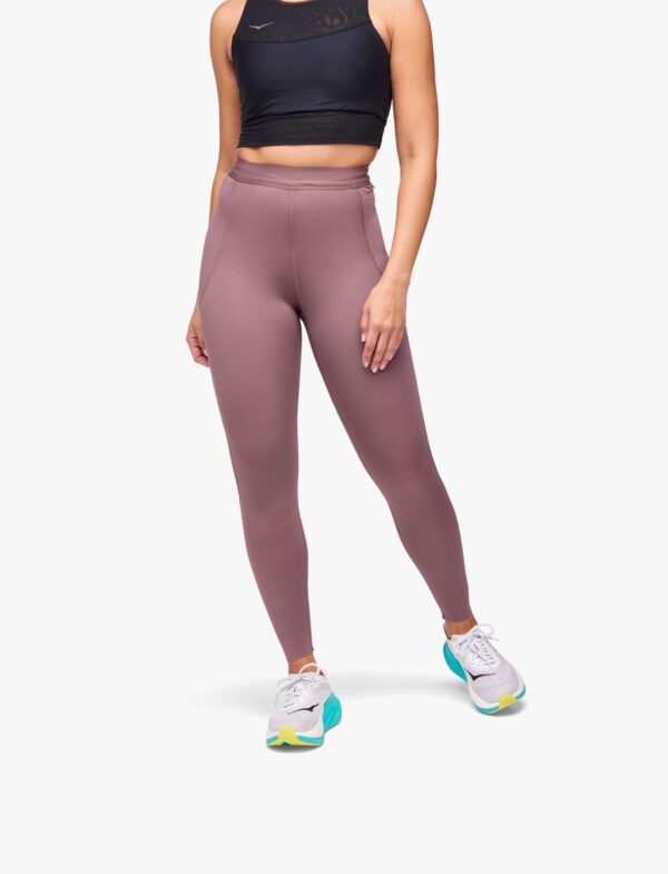HOKA NOVAFLY RUN TIGHT 25" - טייצ הוקה נשים ארוך נובה פליי 25 אינצ' או 63.5 ס"מ