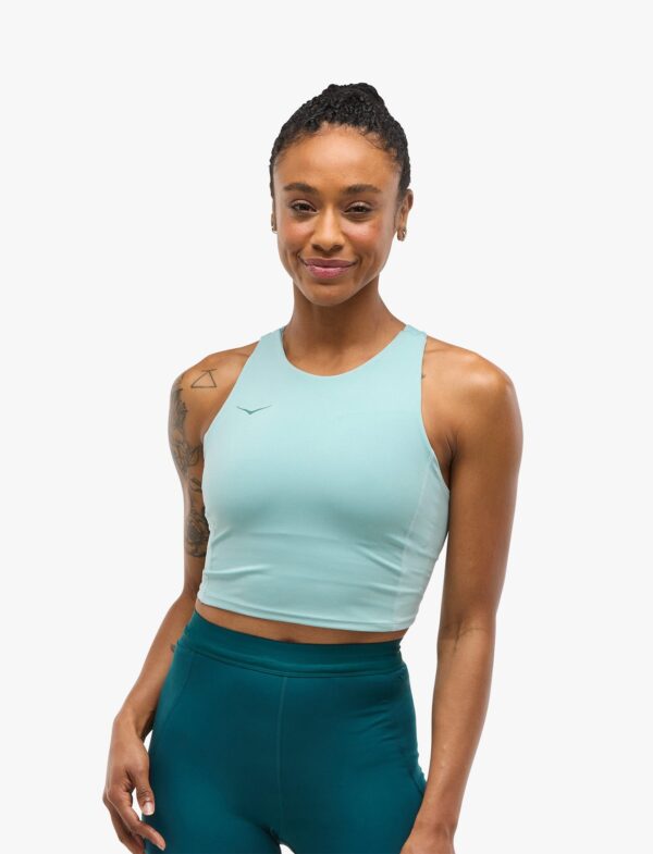 חזיית ריצה הוקה HOKA ELARO CROP BRA