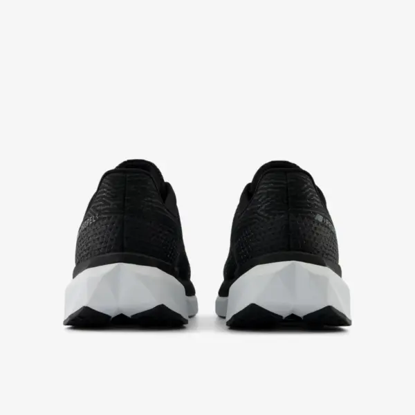New Balance FuelCell Propel v5 2E - ניו בלאנס פולסל פרופל וי 5 רחב