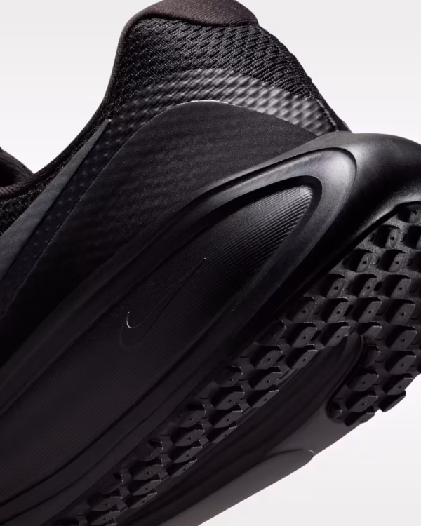 Nike Revolution 8 - נייקי רבולושין 8
