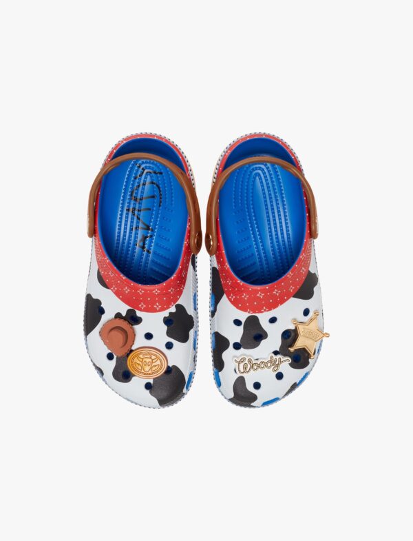 Crocs Toy Story Woody Classic Clog T - כפכפי קרוקס לילדים צעצוע של סיפור בצבע כחול ז'אן מידות קטנות