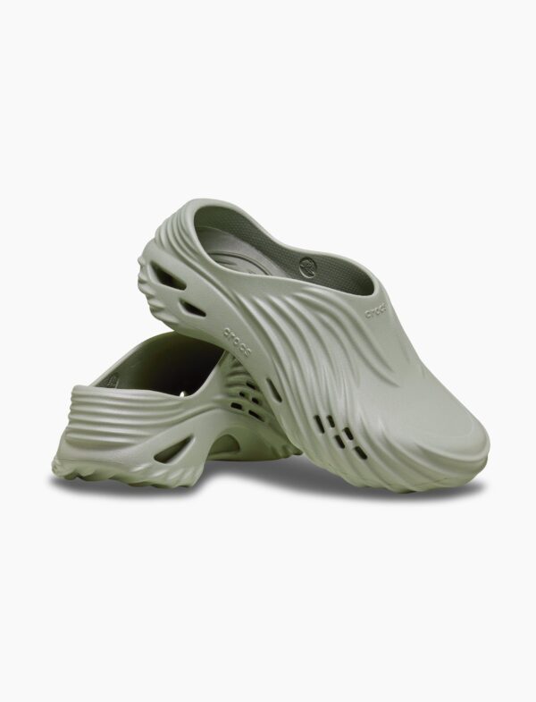 Crocs Echo Wave - כפכפי קרוקס אקו וויב בצבע אפור