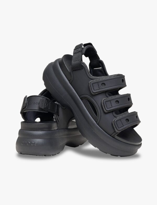 Crocs Soho Frosted Sport Sandal - סנדלי פלטפורמה קרוקס סוהו לנשים בצבע שחור