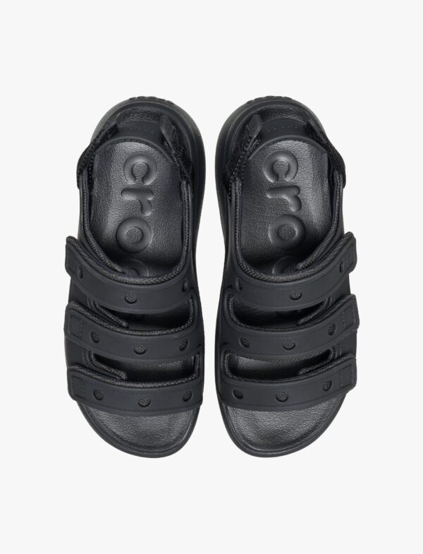 Crocs Soho Frosted Sport Sandal - סנדלי פלטפורמה קרוקס סוהו לנשים בצבע שחור