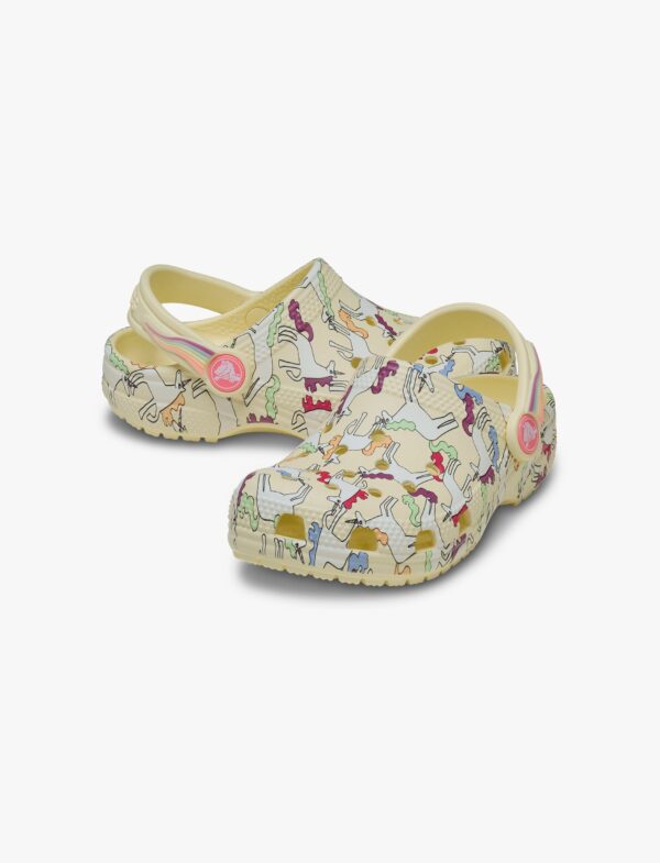 Crocs Classic Unicorn Graphic Clog - כפכפי קרוקס קלוג חד קרן בצבע קרם לקטנטנים