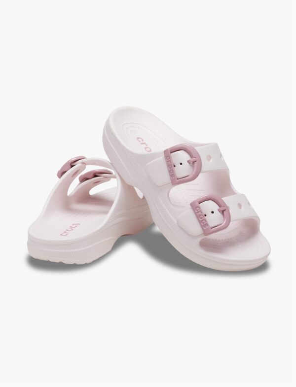 Crocs Saturday Enamel Buckle Sandal - כפכפי קרוקס לנשים בצבע ורוד קרחוני