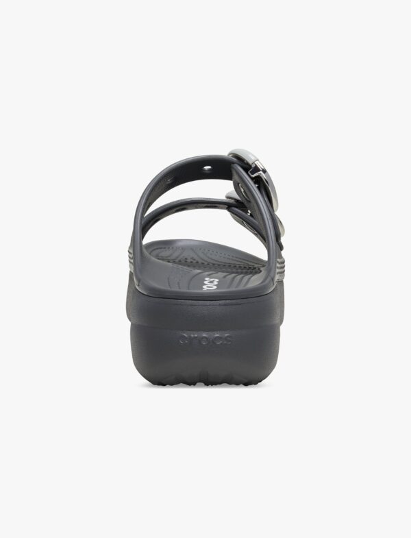 Crocs Saturday Platform Dipped Buckle Sandal - סנדלי פלטפורמה קרוקס לנשים בצבע אפור קרבון