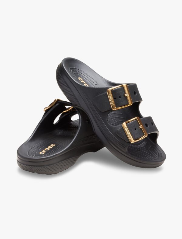 Crocs Saturday Metallic Buckle Sandal - סנדלי קרוקס לנשים בצבע שחור