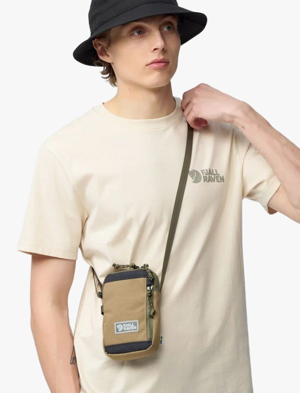 Kanken Vardag Pocket Small - תיק צד קנקן בצבע שחור