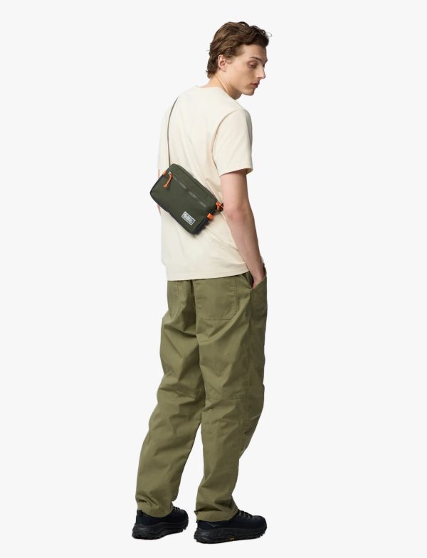Kanken Vardag Pocket Large - תיק צד קנקן בצבע שחור