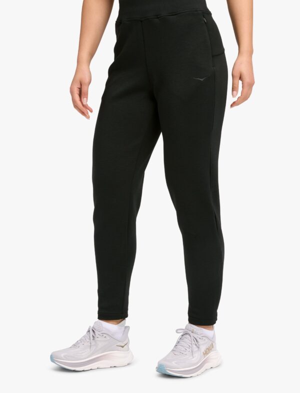 Hoka Essential Recovery Pant - מכנסי הוקה לנשים בצבע שחור