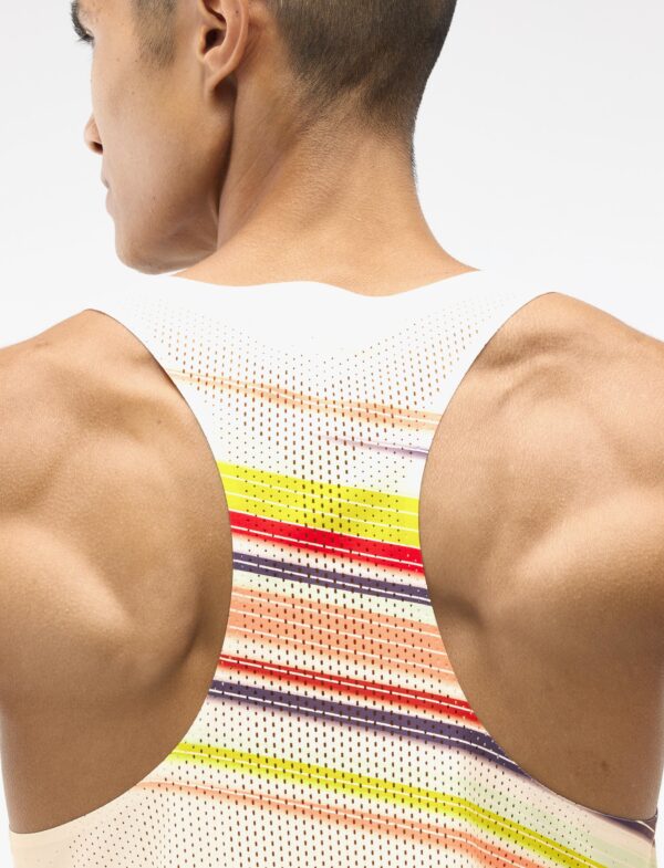 Hoka Race Day Singlet - גופיית ספורט הוקה לגברים בצבע אלבסטר פלייר